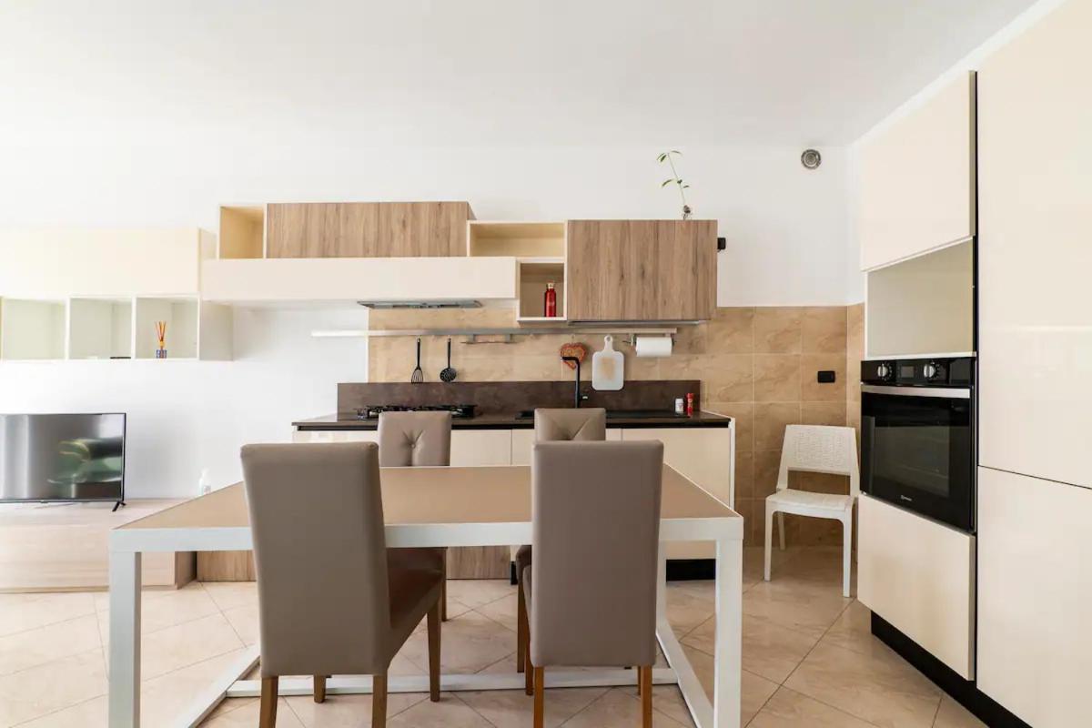 Elegante Bilocale, Zona Centro Lodi Daire Dış mekan fotoğraf